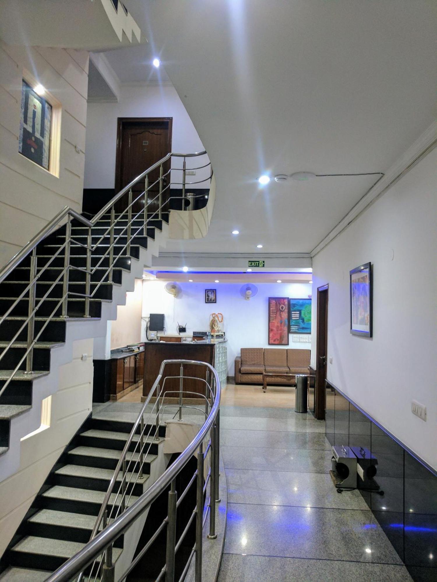 Hotel Exotica Leisure Valley, Gurgaon Buitenkant foto